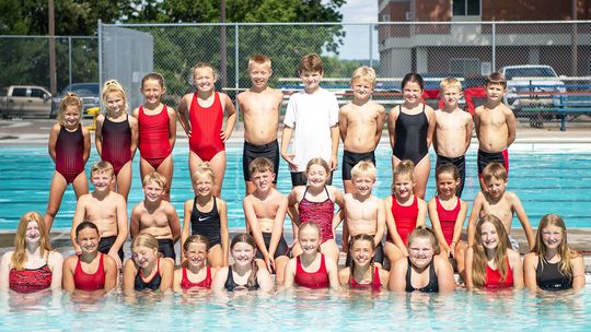Auburn Aqua Dawgs Start Season
