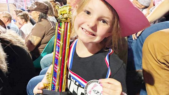 Auburn Girl is Mutton Bustin’ Champion