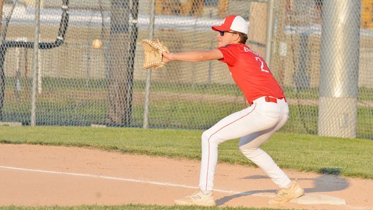 Auburn Legion Seniors go 1-2 at Elkhorn