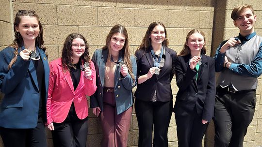 Auburn Oral Interpretation of Drama Second at Lincoln Southwest