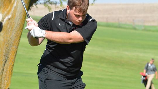 Crawford Leads Auburn to Runner-Up Finish in Tecumseh; Eagles Come in Fourth by Single Stroke