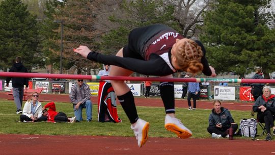 Darnell, Rowell Claim Multiple Events at Plattsmouth Track Meet