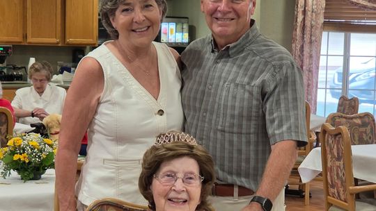 Harriett Leech, Former SE Nebraska Educator, Celebrates 100 Years at Longs Creek Village