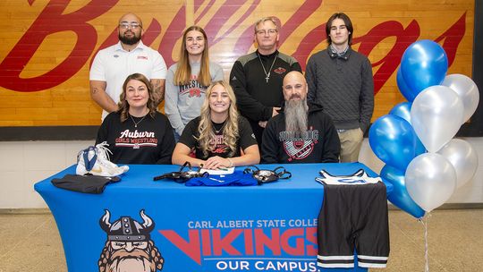 Lucia Campbell Makes History as First Female Wrestler to Sign Collegiately from Auburn