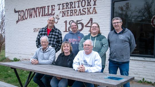 Nemaha County Leadership Class 10 Dedicates Community Seating