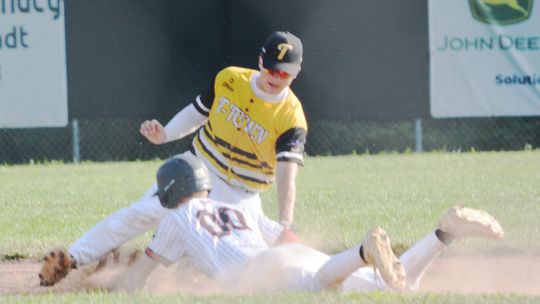 Tecumseh/Johnson Seniors Fall in Area Tournament Final