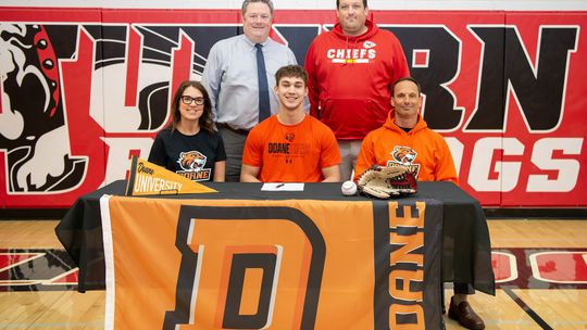 Warner Signs with Doane for College Baseball