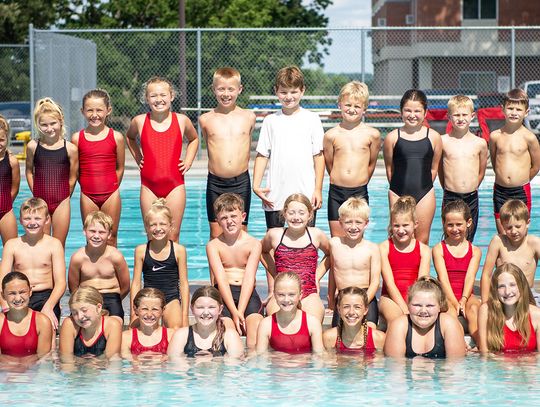 Auburn Aqua Dawgs Start Season
