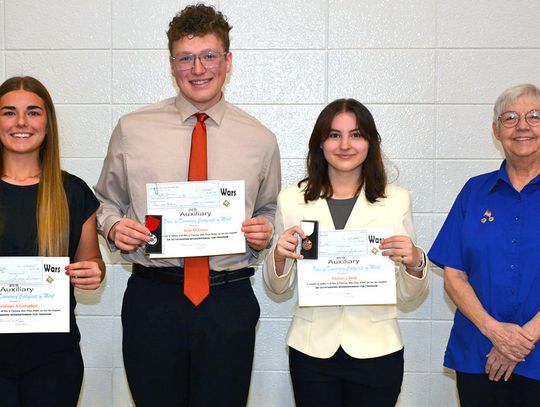 Auburn Area Residents Salute Those Who Have Served Their Nation