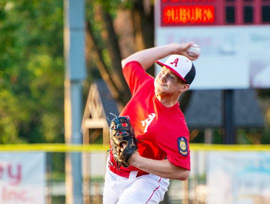 Auburn Baseball Seniors Win Four of First Five Outings