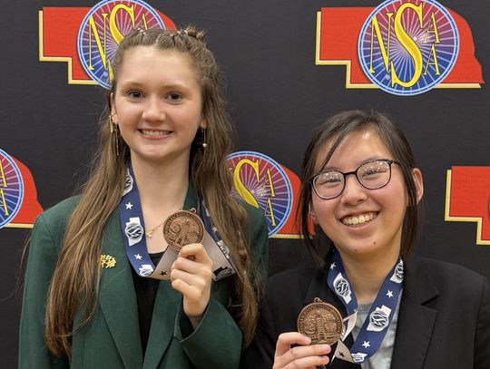 Auburn’s Zhang, Gerdes Medal at Class B State Speech