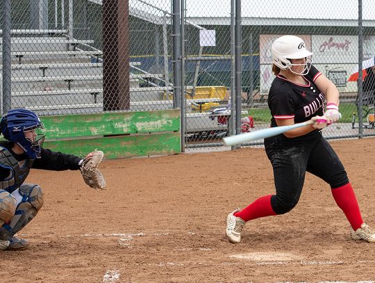 Auburn Softball Perseveres for ECNC Title