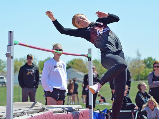 Bulldog Girls Qualify Three Multiple Event Athletes, Relay Team for State Track & Field