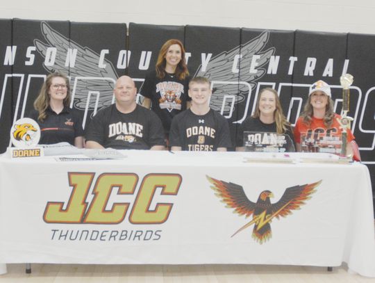 Burki Signs Letter of Intent to Cheer at Doane