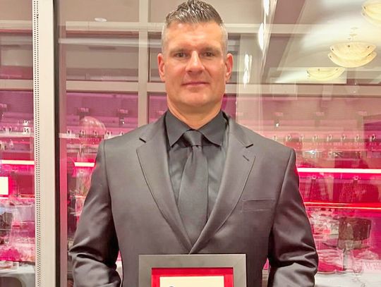 Chris Kelsay Inducted into Nebraska Football Hall of Fame