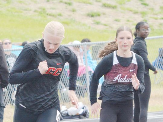Darnell Leads Bulldog Track to Team Title at Freeman with Unofficial Class B State Record