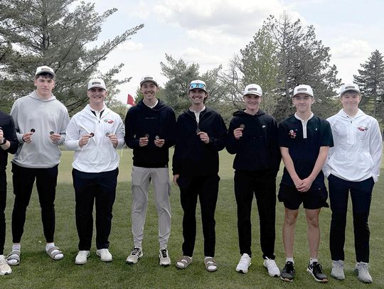 Eagle Golfers Have Successful Second Season