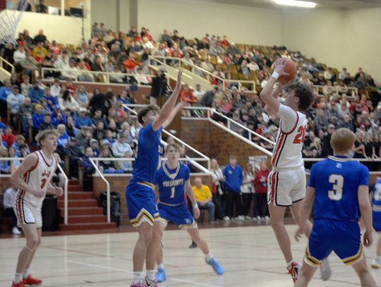 Eagles Surrender Fourth Quarter Lead to Tri County in MUDECAS Final