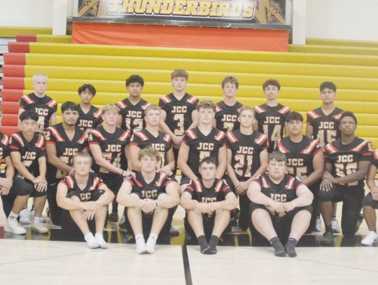 Elmwood-Murdock Defeats Johnson County Central, 58–26