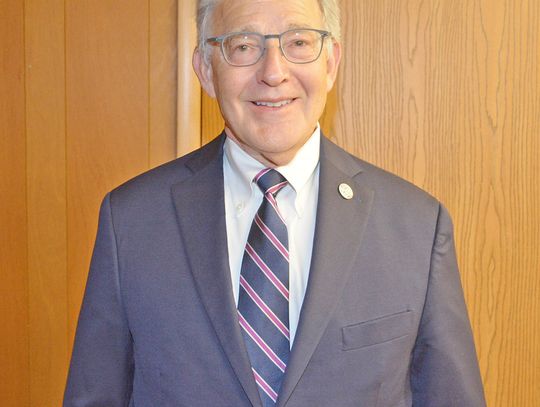 Evnen Discusses Promoting International Trade, Education, Culture on Auburn Visit