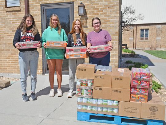 Final 2023-2024 BackPack Food Delivery Unloaded by AHS Students