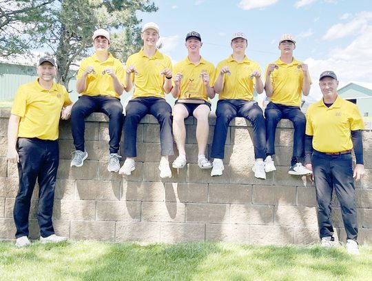 JCC Boys Golfers Champions of Own Invitational
