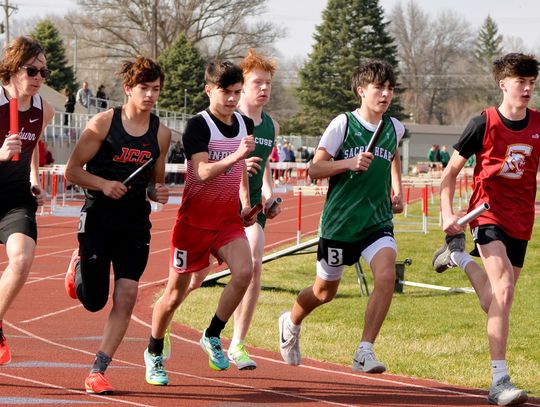 JCC Girls are Runner-Up, Boys Place Third at Auburn Track Invite
