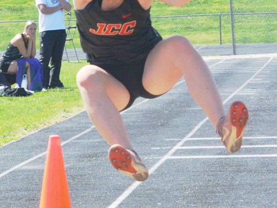 JCC Girls Runner-Up; Boys Third at MUDECAS Track Invite