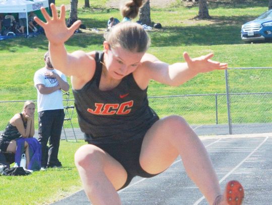 JCC Girls Runner-Up; Boys Third at MUDECAS Track Invite