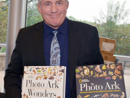 Joel Sartore Persuades PSC Audience To Be Mindful of Nature