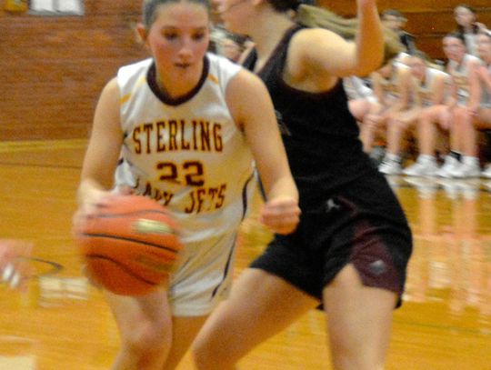 Lady Jets Beat BDS, Fall to EMF