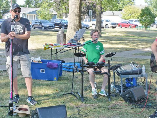 Large Turnout At Back to School Fair Despite Temperatures Near 100 Degrees