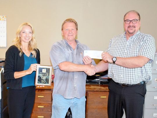 Magnolia Metal Recognizes Steve Rowell on 45 Years Employment