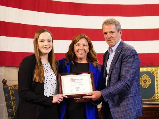 Nemaha County Hospital Receives Governor’s Wellness Award for Employee Wellness Program, VITALITY