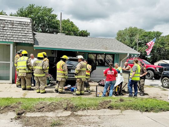 No Serious Injuries in Two-Vehicle Collision That Damaged Dairy Sweet
