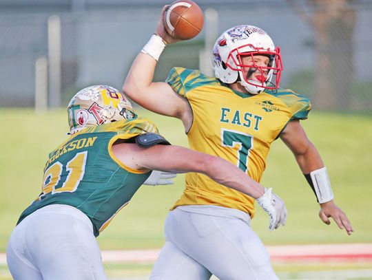 Pelican Throws for Touchdown in Sertoma 8-man All-Star Football Game at Hastings College