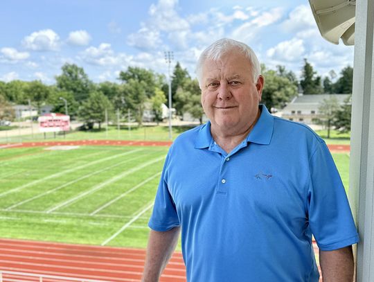 Rohrs Marks Nearly 50 Years as the Voice of Bulldog Athletics