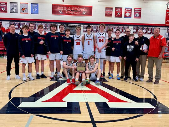 Senior Shooting Leads Bulldogs Back to State Tournament