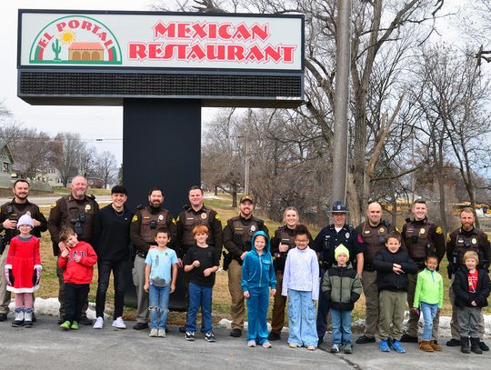 Shop With A Cop is Spreading Holiday Cheer in Nemaha County