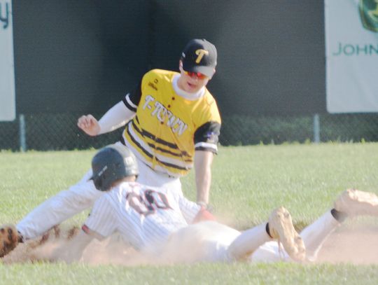 Tecumseh/Johnson Seniors Fall in Area Tournament Final