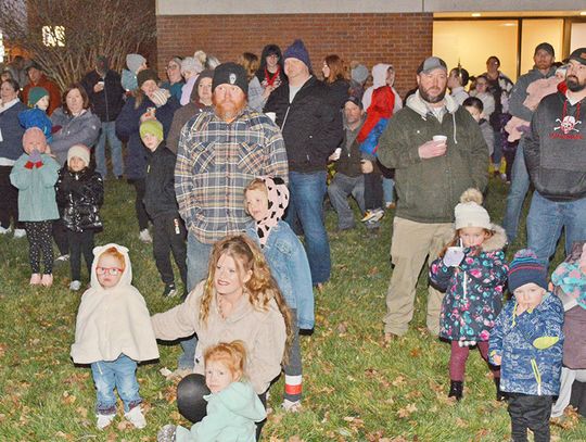 Tree Lighting, Santa and Mrs. Claus Visit Begins Christmas Season Celebrations in Auburn