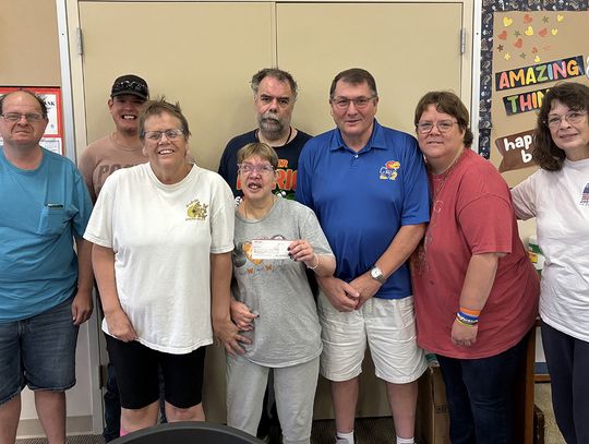 Trinity Lutheran Church Women’s Group Donates to Nonprofits