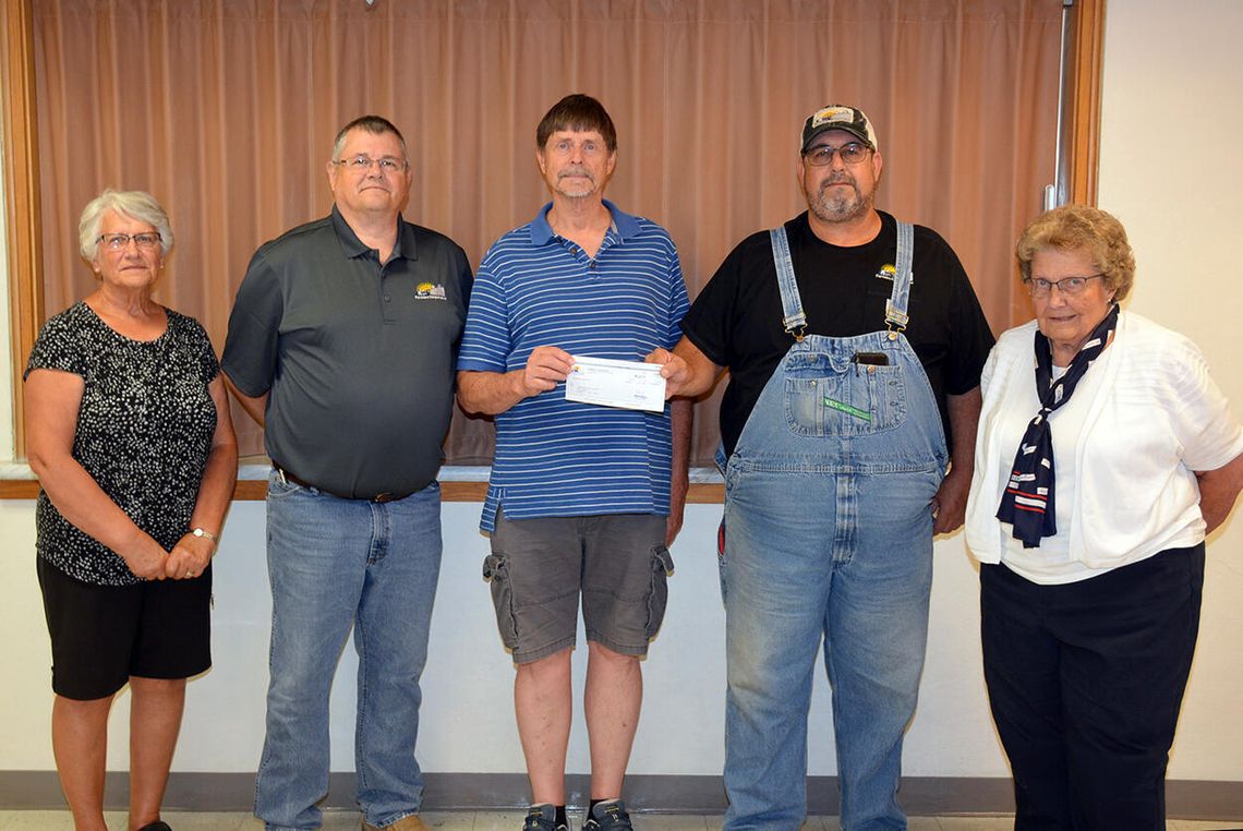 Auburn Backpack Program Conferred $1,000 From Farmers Cooperative