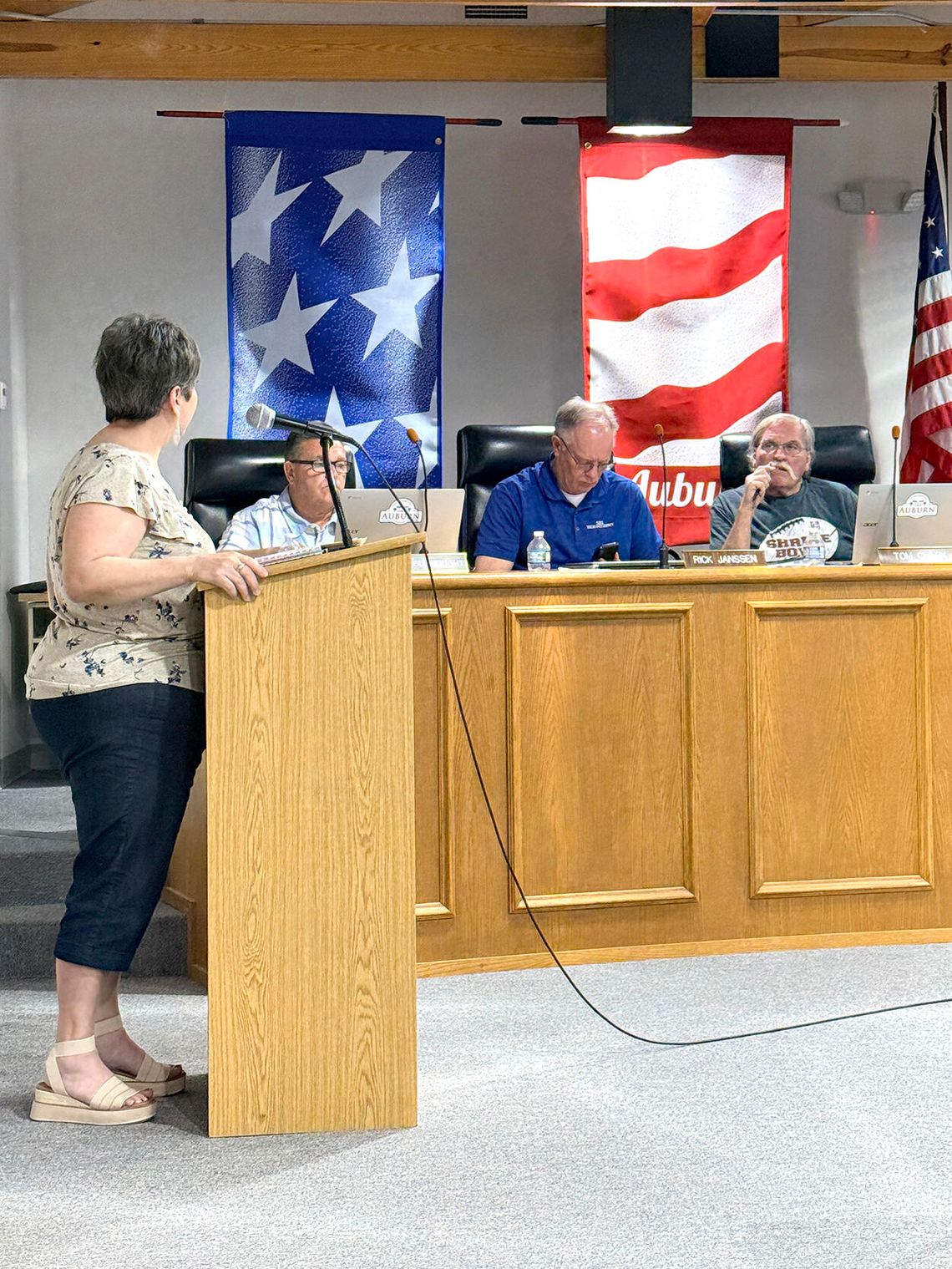 Auburn City Council Approves Sport Court Agreement, Parade Route and Update on Building Crash
