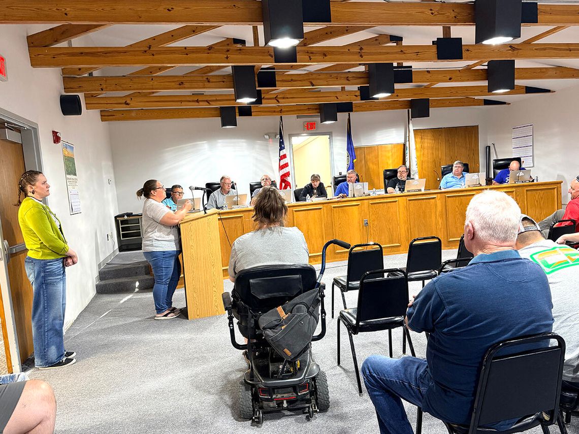 Auburn Council Tables Downtown Holiday Lighting, Advances Golf Car Ordinance Auburn Council Tables Downtown Holiday Lighting, Advances Golf Car Ordinance