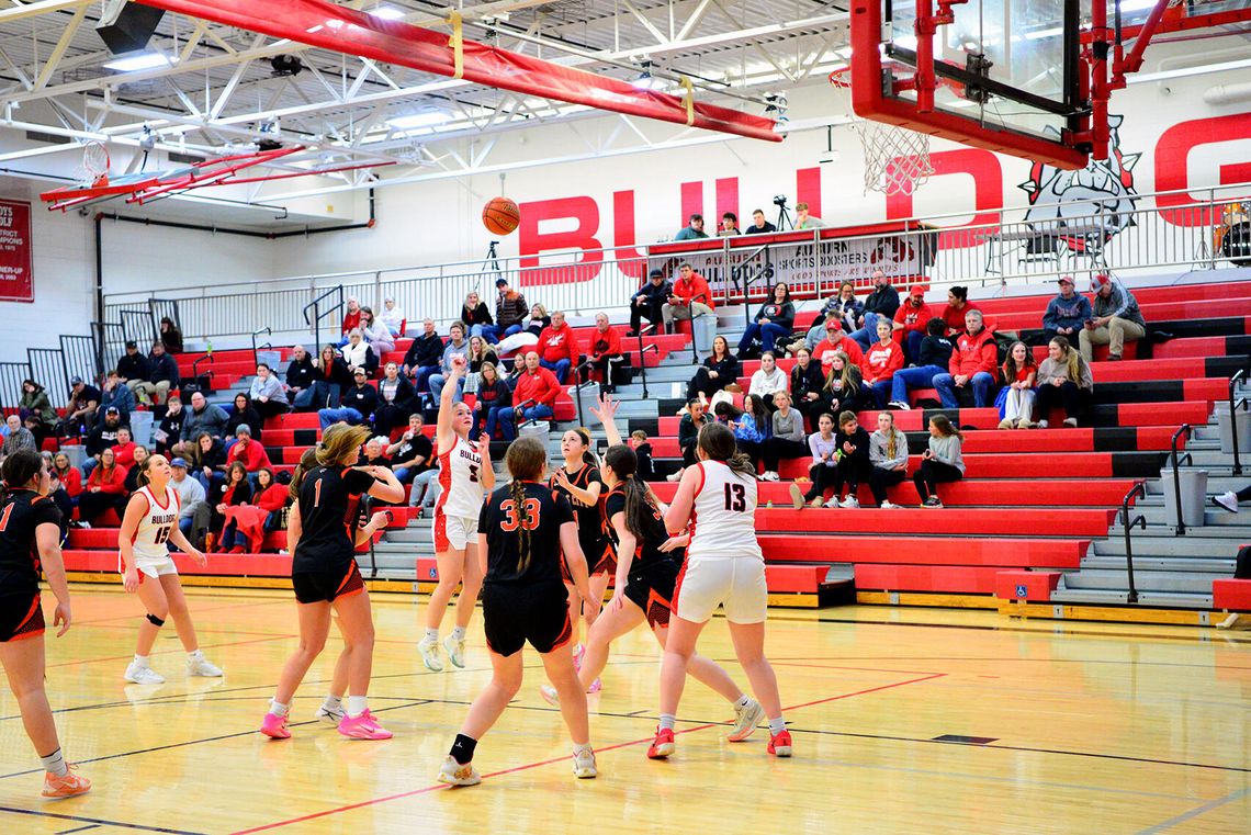 Auburn Girls Riding High on Four Straight Wins