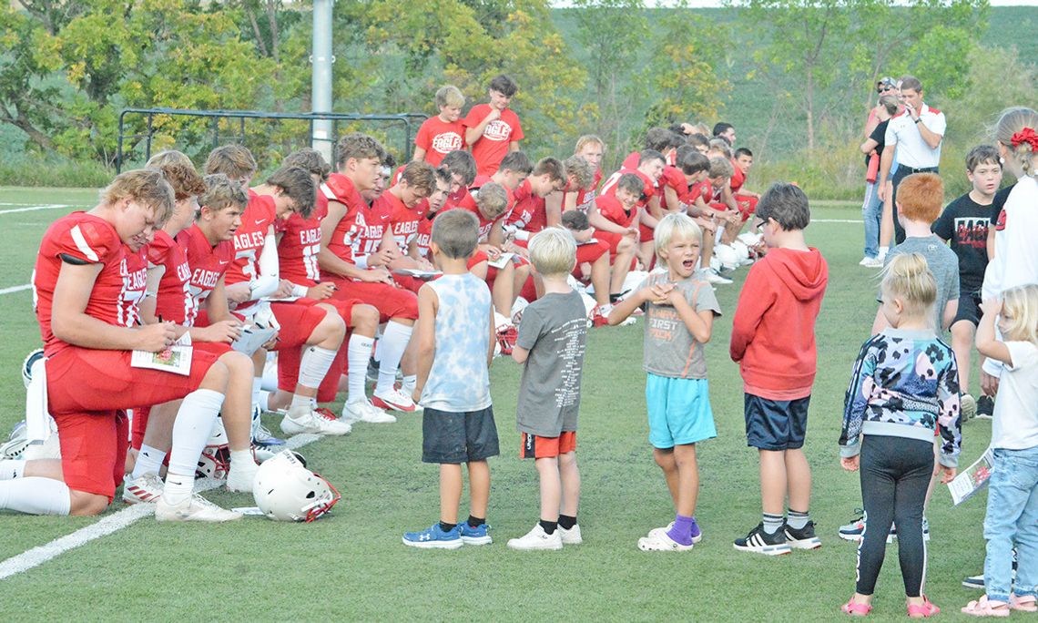 Auburn, Johnson-Brock Fans Preview Fall Sports Teams in Friday Scrimmages