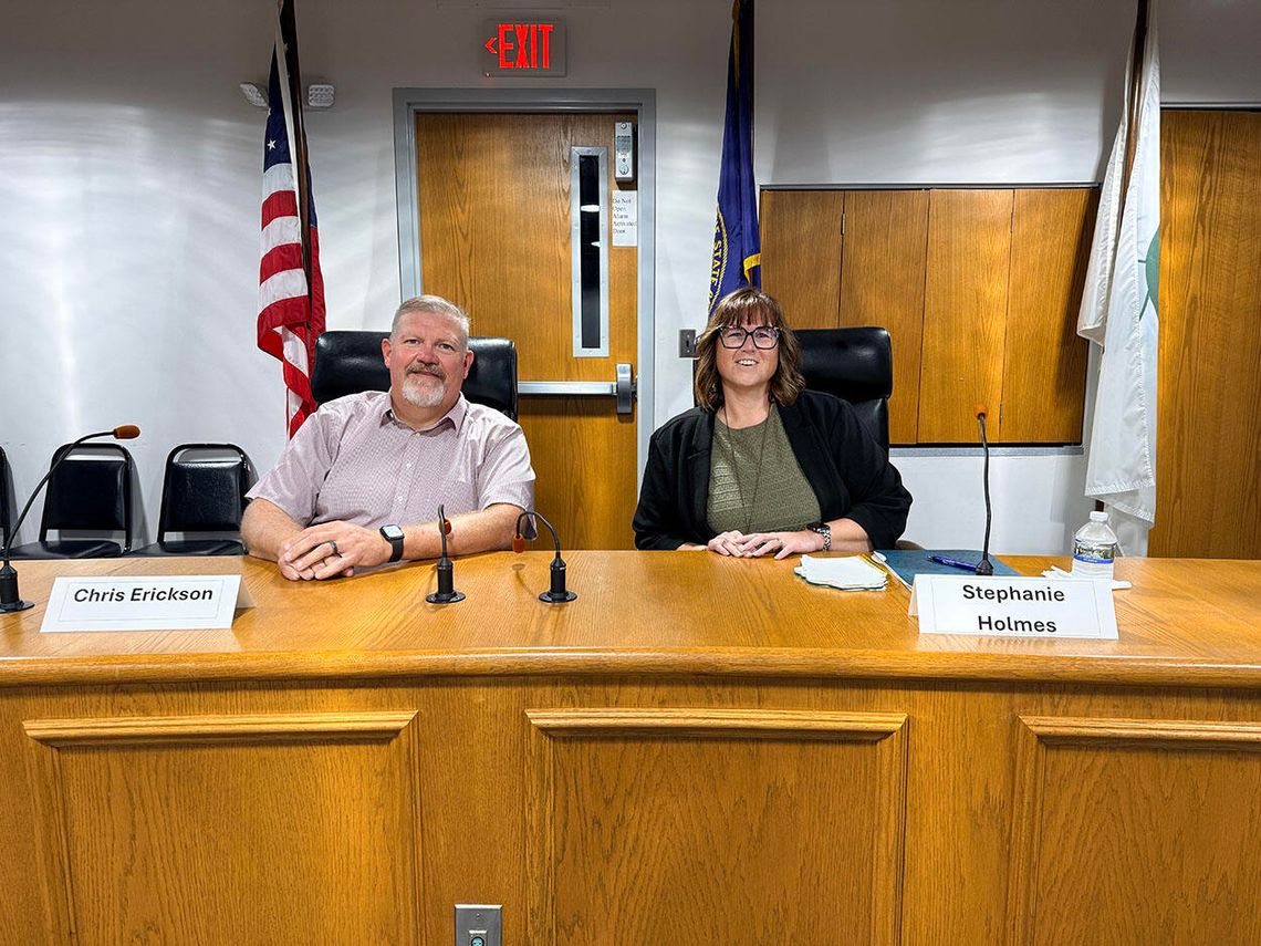 Auburn Mayor, Challenger Split on Experience and Openness at Forum Auburn Mayor, Challenger Split on Experience and Openness at Forum