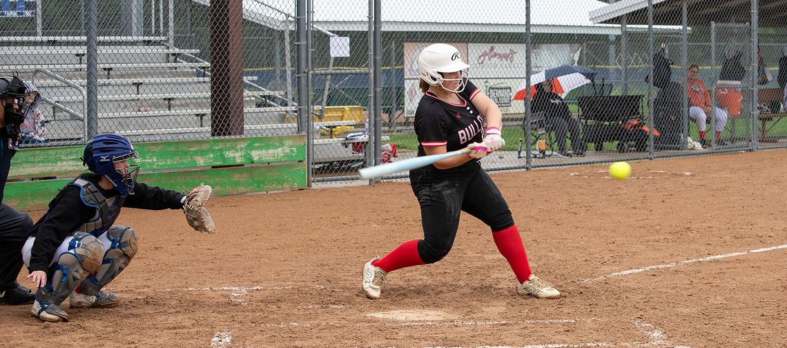 Auburn Softball Perseveres for ECNC Title Auburn Softball Perseveres for ECNC Title