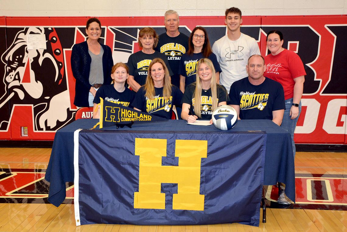 Emma Hyde Continuing Volleyball Career at Highland Community College